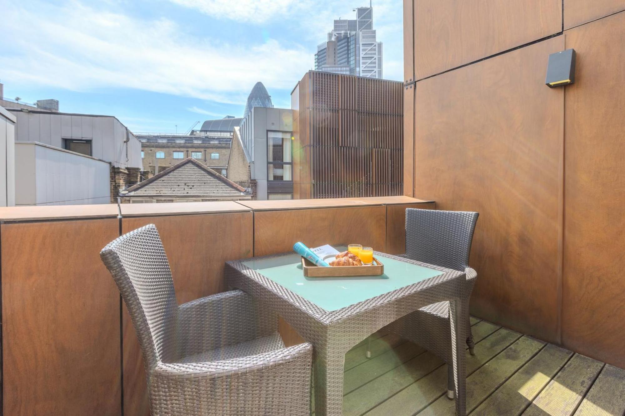 Central Servised Apartments On Artillery Lane London Exterior foto